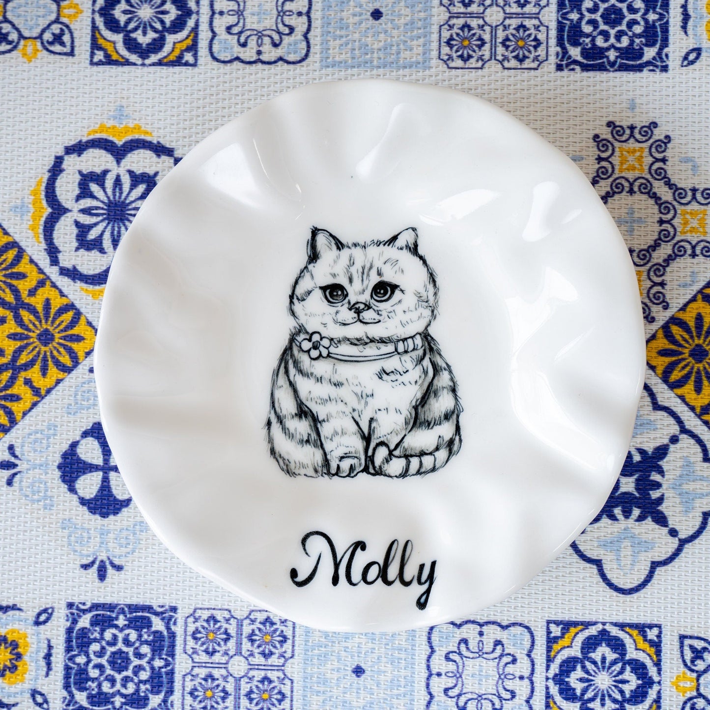 Custom Cat Portrait Dish — view 1