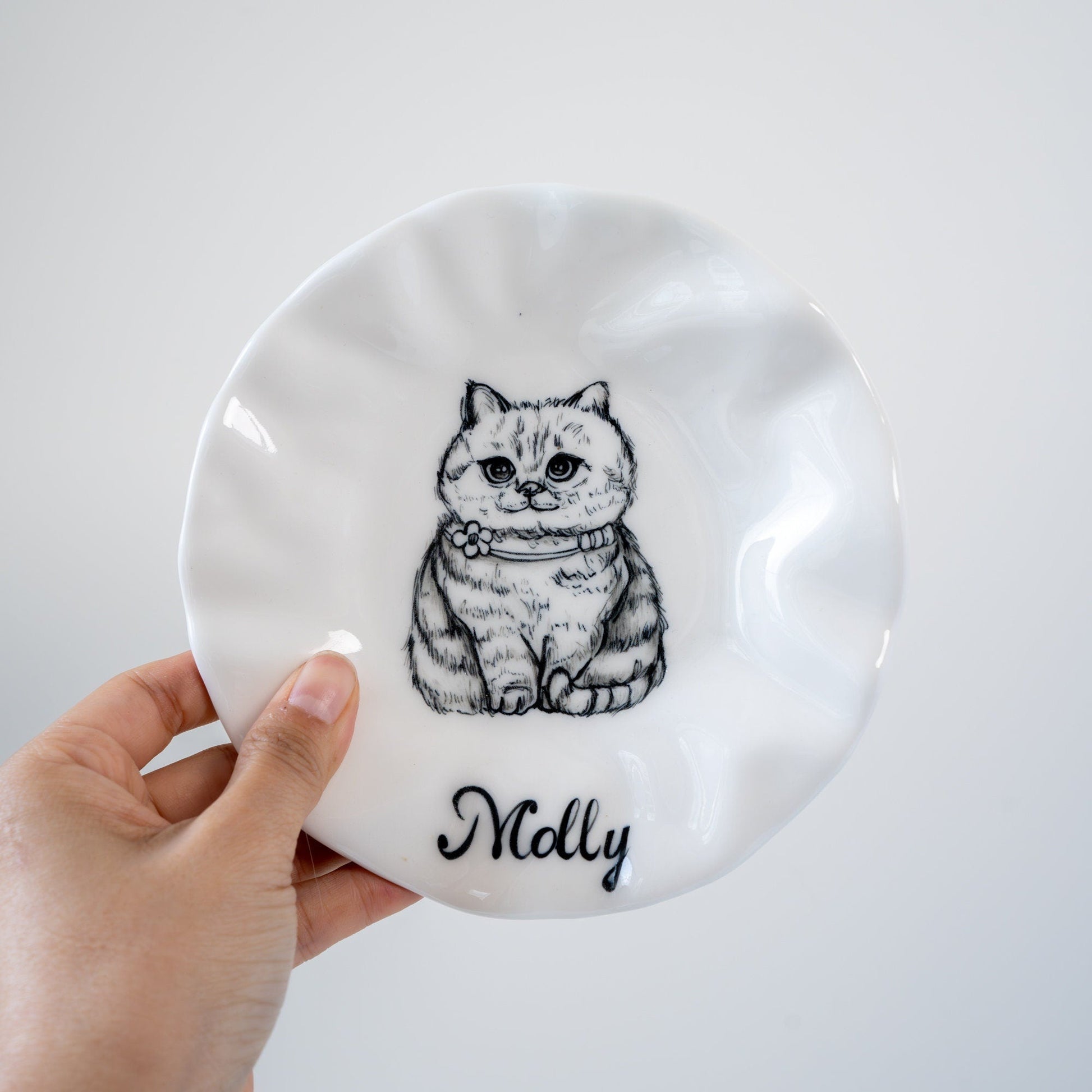 Custom Cat Portrait Dish — view 4