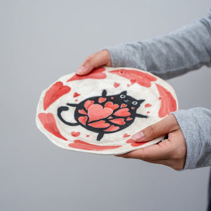 Hearts Aflutter Cat Dish — view 4