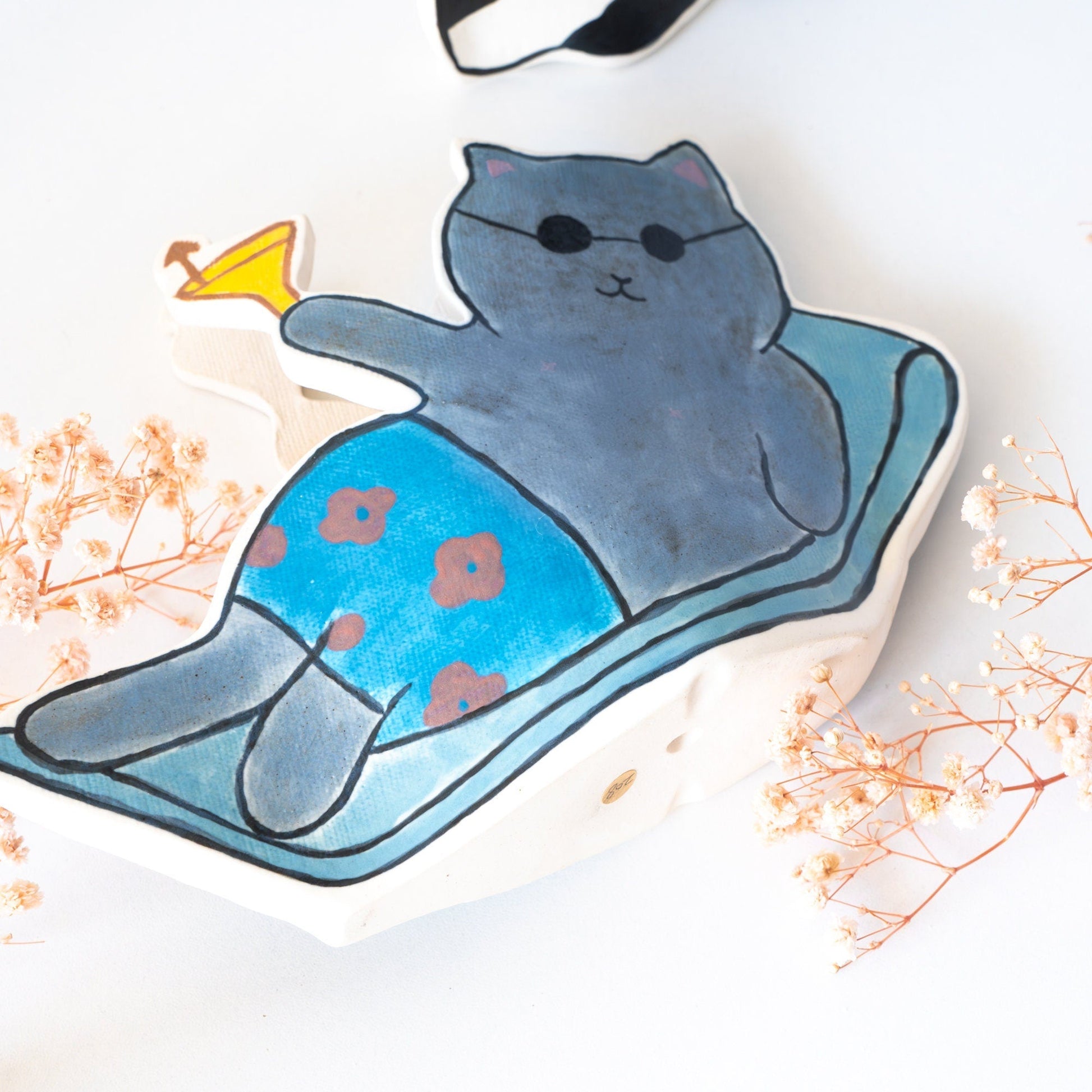 Sunglasses Cat Planter — view 8