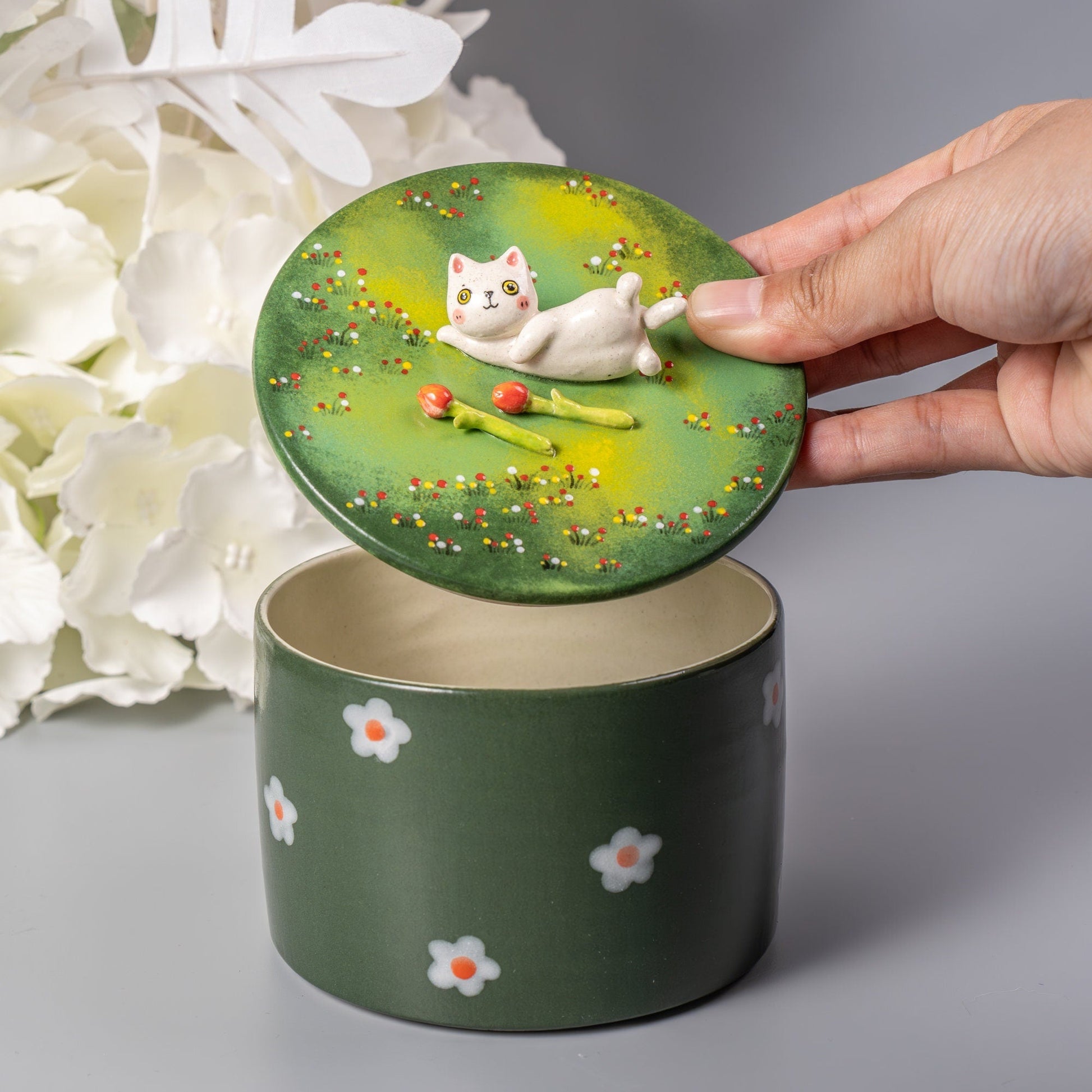Forget-Me-Not Custom Pet Urn — view 3